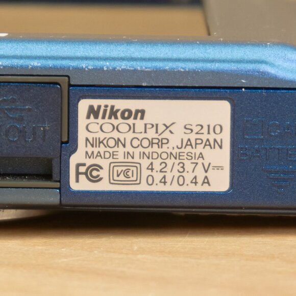 Nikon Coolpix S210 8 MP Digital Camera 3× Optical Zoom / Blue / Tested - Picture 9 of 9